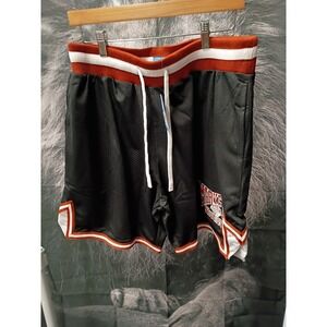 Market Studios Bulldog Basketball Shorts Men's Size XL